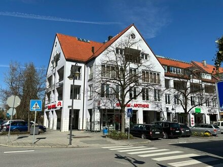 Vollständig renovierte 2-Zimmer-Whg. mit großem mit Balkon in top-Lage Planegg