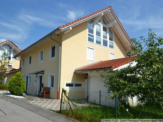 Familienfreundliche Doppelhaushälfte mit Bergblick in Penzberg