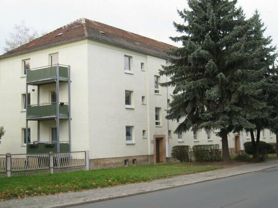 Kleine Wohnung ohne Balkon mit Einbauküche