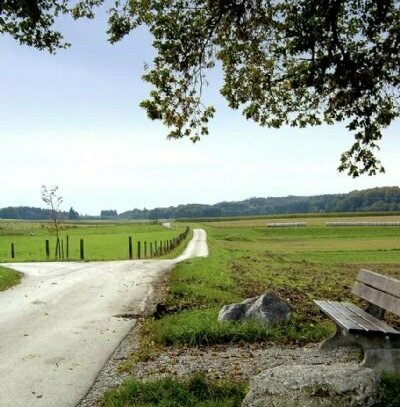 Grundstück in ausgezeichneter Lage zum Bau von Doppelhäusern