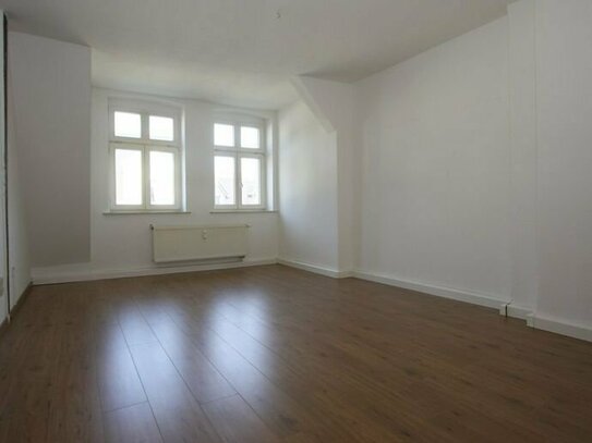 Frisch renovierte 3 Raum Dachgeschosswohnung in der Görlitzer Südstadt! WG-geeignet!