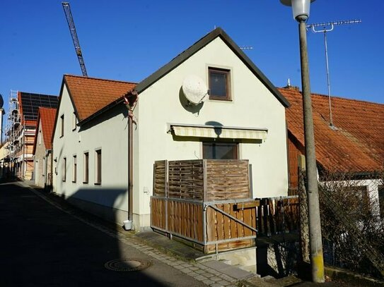 Stadtnähe im Dorfidyll: Einfamilienhaus ohne Garten als perfekte Alternative zur Eigentumswohnung!