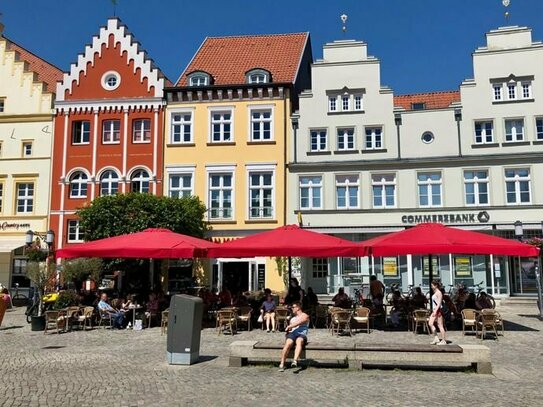 Schöne Praxis / Bürofläche in bester Lage am Markt