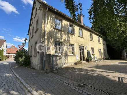 Vermietetes, renovierungsbedürftiges Mehrfamilienhaus mit 6 Wohneinheiten