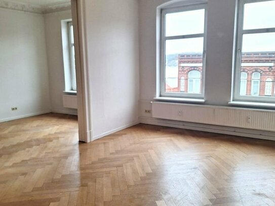 3 Zimmer- Altbauwohnung in der Innenstadt