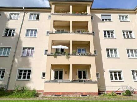 Helle sanierte Altbauwohnung mit Balkon im schönen Schmargendorf