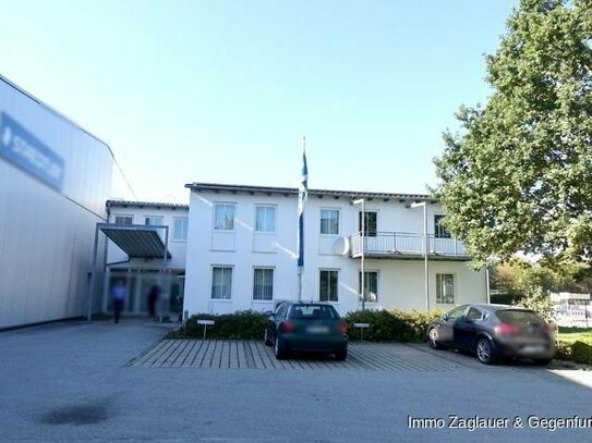 Top Verwaltungsgebäude in hochwertiger Ausstattung, nutzbar als Büro- oder Praxisräume in Hengersberg *****