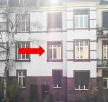 DIPLOMATENVIERTEL: Großzügige Wohnung mit Garten und drei Balkonen!