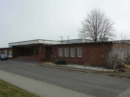 Eigenes kleines Gebäude als Lagerfläche in Gewerbepark von Espenhain!
