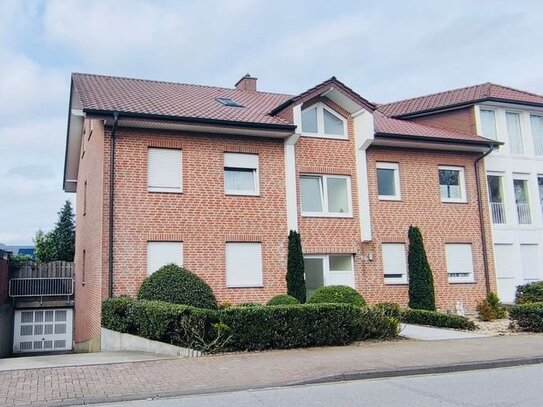 Eigentumswohnung im 1. Obergeschoß mit Balkon, Tiefgaragenstellplatz und Grünblick - Die Wohnung ist vermietet