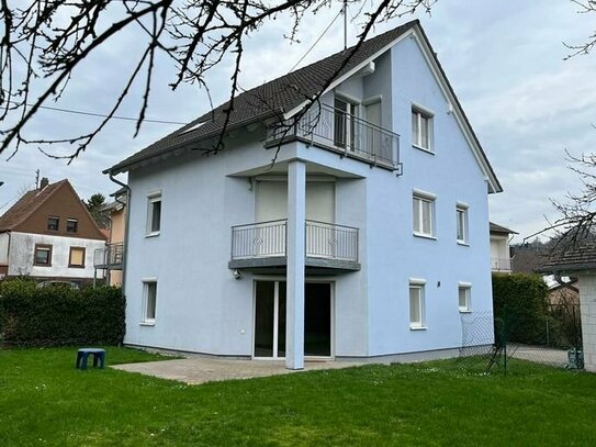 VERKAUFT !! VERKAUFT !! großes Reihen-Endhaus mit Do.garage