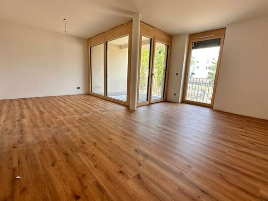 4-Zimmer-Neubauwohnung.Gehobene Ausstattung-Balkon-Seenähe-Zentrumsnah