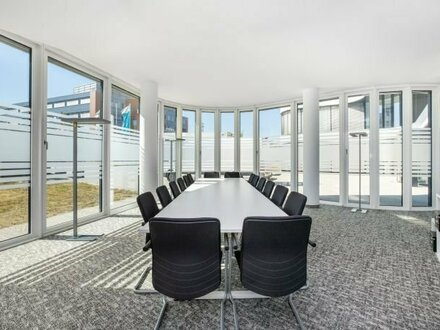 Voll ausgestatteter privater Büroraum für Sie und Ihr Team in Regus Airport City