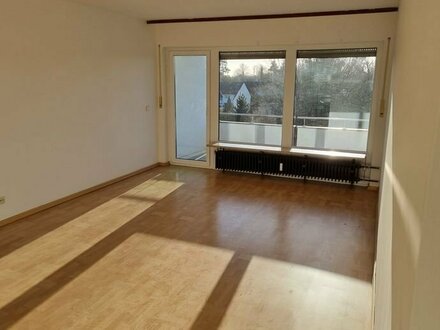 Helle 4-Zimmer-Wohnung mit Balkon in Nbg.-Boxdorf