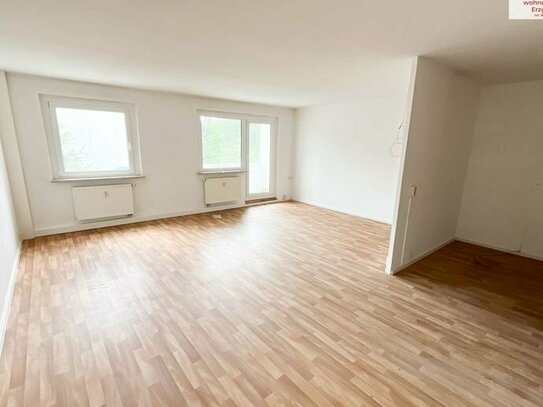 3-Raum-Wohnung mit verglastem Balkon im Barbara-Uthmann-Ring - Annaberg-Buchholz!