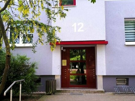 Familienfreundliche 4-Zimmer Wohnung mit Balkon in Neubrandenburg