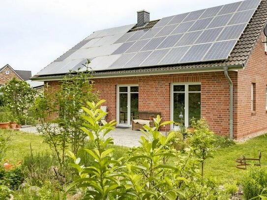 Wohnen auf einer Ebene- EFH mit Photovoltaikanlage, Erdwärmepumpe und Ausbaureserve