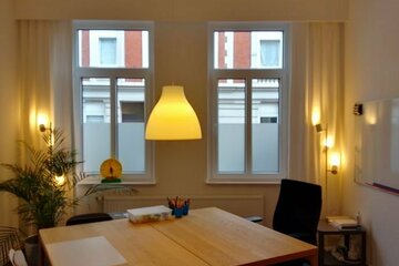 Gepflegte 3-Zimmer Hochparterre Wohnung in ruhiger Seitenstraße zwischen Wochenmarkt Geestemünde und Hbf.
