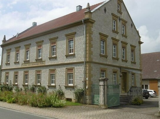 Stattliches Bauerhaus mit Stall ,Scheune, Halle und 3224m² Grundstück