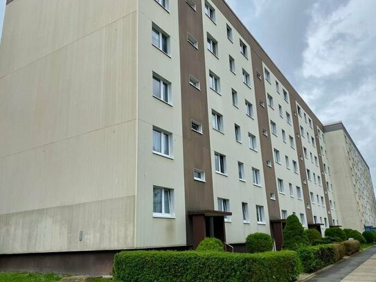 Verkauf einer 55,15 m² großen Eigentumswohnung (Estbezug nach kompletter Sanierung), in Gera- Lusan, Karl- Matthes Stra…