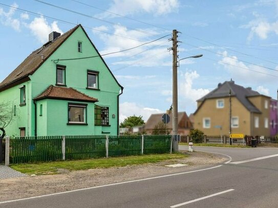 Sanierungsbedürftiges Haus bei Zwenkau - Verwirklichen Sie sich Ihre persönliche Wohnträume
