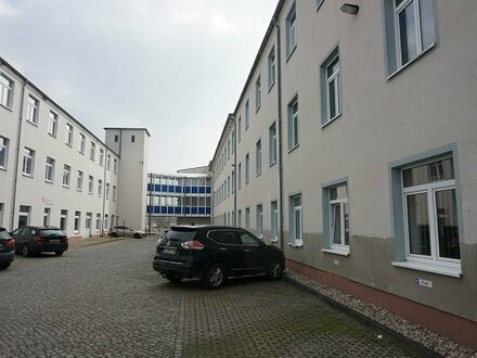 03238 Finsterwalde, Oskar Kjellberg Str.15-17, Bürohaus oder betreutes Wohnen, Altenpflege, Kita alles möglich, Miete 6…