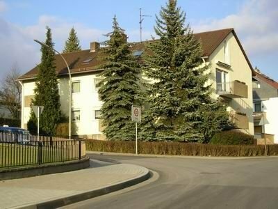 Großzügige zwei Zimmer Wohnung mit Terrasse