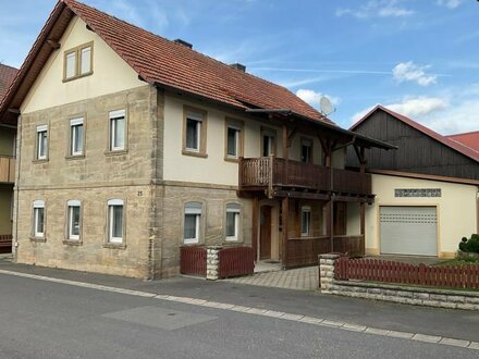 Einfamilienhaus mit großer Scheune in Frickendorf