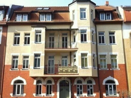 Große 3-Zimmerwohnung im DG, nähe Petersberg, Bundesarbeitsgericht, Gutenbergplatz