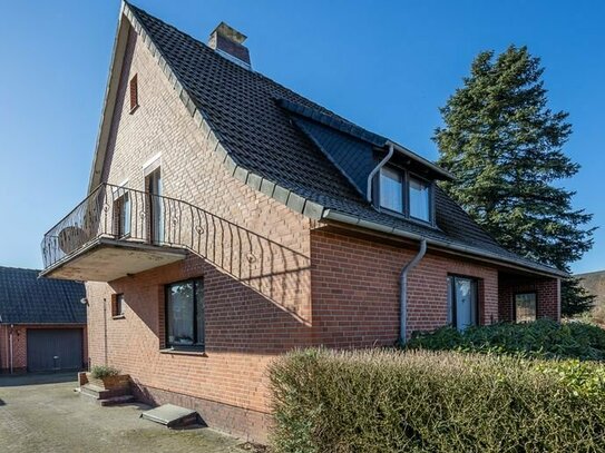 ***Attraktives Einfamilienhaus mit real aufgeteiltem Grundstück u. Möglichkeit für Neubau in Wittorf