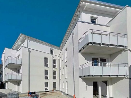 Baustellenberatung: Sonntag 11-12 Uhr Modernes Penthouse = Neubau-Eigentumswohnung im 3.OG mit Dachterrasse und Aufzug