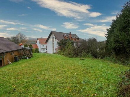 Heute kaufen, morgen bauen! Schönes Grundstück mit Seeblick inkl. Baugenehmigung.