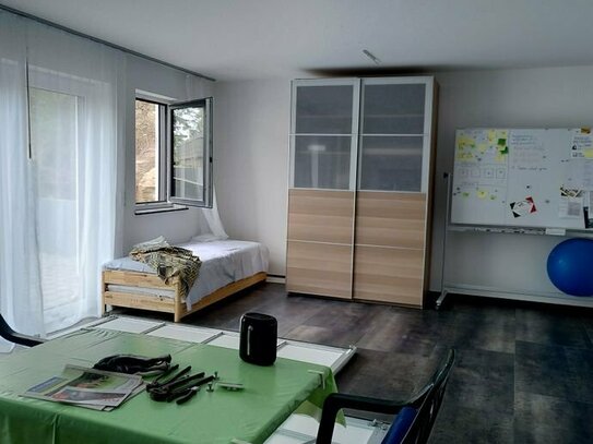 Moderne 3ZKB-Wohnung direkt an der LUX-Grenze mit Terrasse, Aufzug und Einbauküche, frei ab 01.09.2024