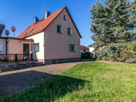 Gemütliches Eigenheim mit solarunterstützter Heizung in ruhiger Lage von Lichtenstein/Sa.
