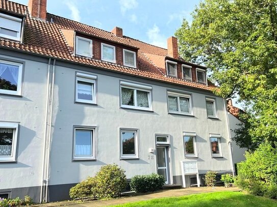 PURNHAGEN-IMMOBILIEN - Gelegenheit für Kapitalanleger! 3 vermietete Eigentumswohnungen in Bremen-Farge