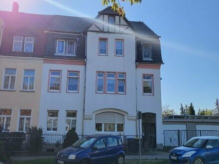 Geräumige Maisonette-Wohnung mit Kamin, Gartennutzung und Garage in idealer Lage ab 01.08.2024