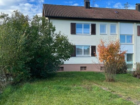 1-2-Familienhaus mit ausbaufähiger Bühne und großem Grundstück in Kirchheim-Nabern