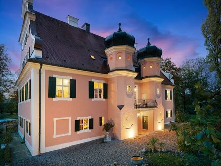 Traumhaftes Märchenschloss mit Geschichte in Donaumünster