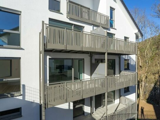 Moderne Wohnung mit Balkon