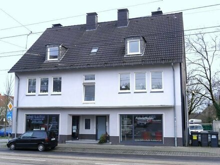 Großzügige 2 Zimmer-Wohnung mit Balkon