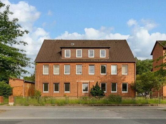 Teilsaniertes Mehrfamilienhaus mit 6 Wohnungen in Uelzen
