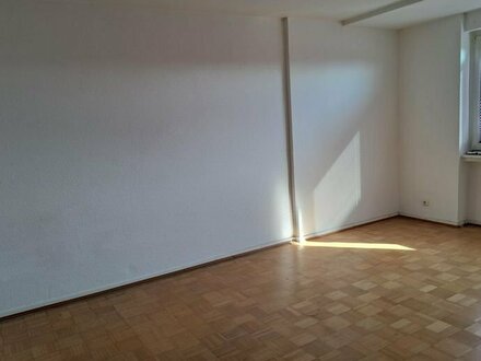 *ELZE* 2 Zimmer Wohnung im EG