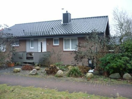 Schöner Bungalow mit Vollkeller in Westerrönfeld