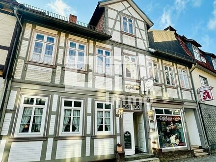 Charmant modernisiertes Fachwerkhaus mit Café + Wohneinheit und schönem Innenhof