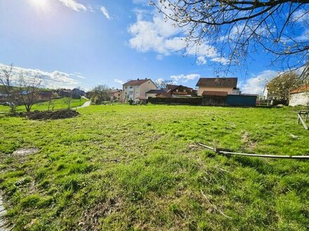 Bayern: Neukirchen/Inn: großes, vollerschlossenes Baugrundstück mit prächtigem Alpenpanorama