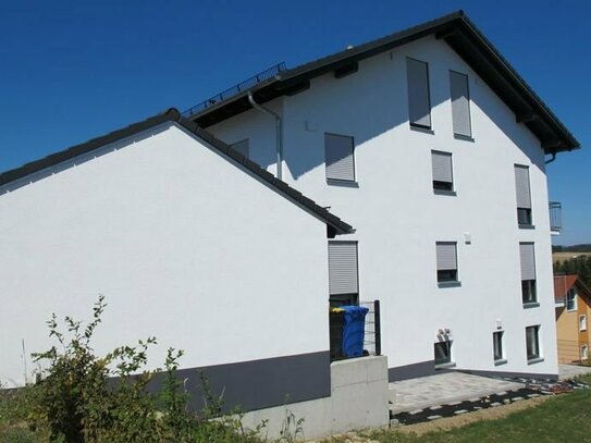 + + Aktionspreis + + Maisonettewohnung mit Wendeltreppe ins ausgebaute Dachgeschoss -Westen-