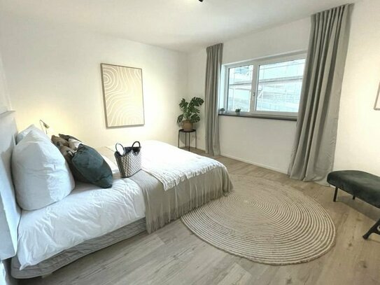 **Am Fürther Stadtpark** Neubau mit 2-Zimmer inkl. Einbauküche und Balkon oder Terrasse!