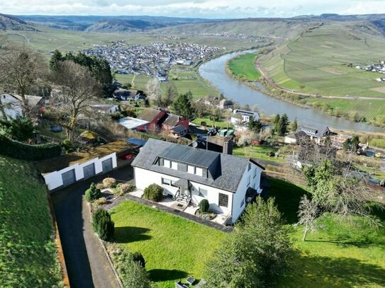 Schönes Einfamilienhaus mit Einliegerwohnung und Fernblick auf Leiwen-Zummet