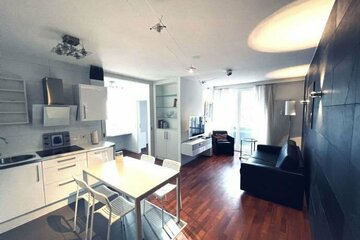 Renovierte 2-Zimmer-Wohnung mit Balkon im Zentrum von Wiesbaden