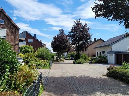 Wohnen in schöner Lage! Großzügige Eigentumswohnung in Holzhausen inkl. Garage